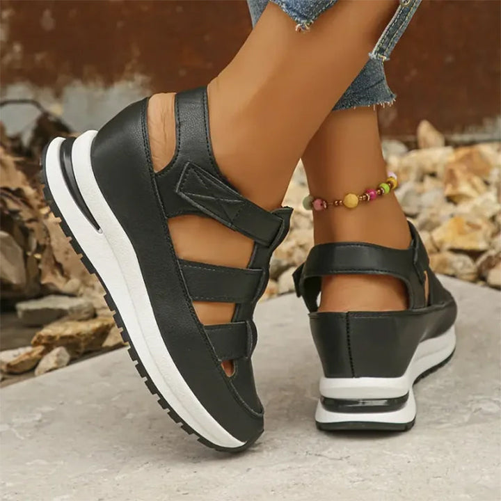 Thea | Sandalen für Damen Geschlossene Spitze Riemchen Design