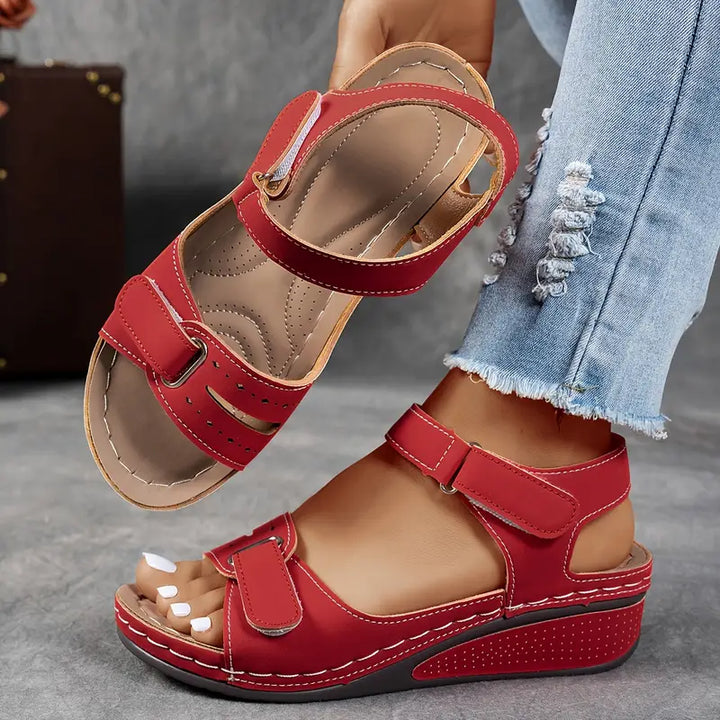 Theresa | Sandalen für Damen Offene Spitze Knöchelriemen Plateau Sohle