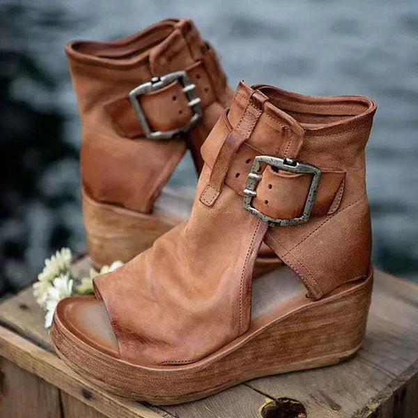 Lysandra | Sandalen für Damen Schnallenriemen Keilabsatz Stil