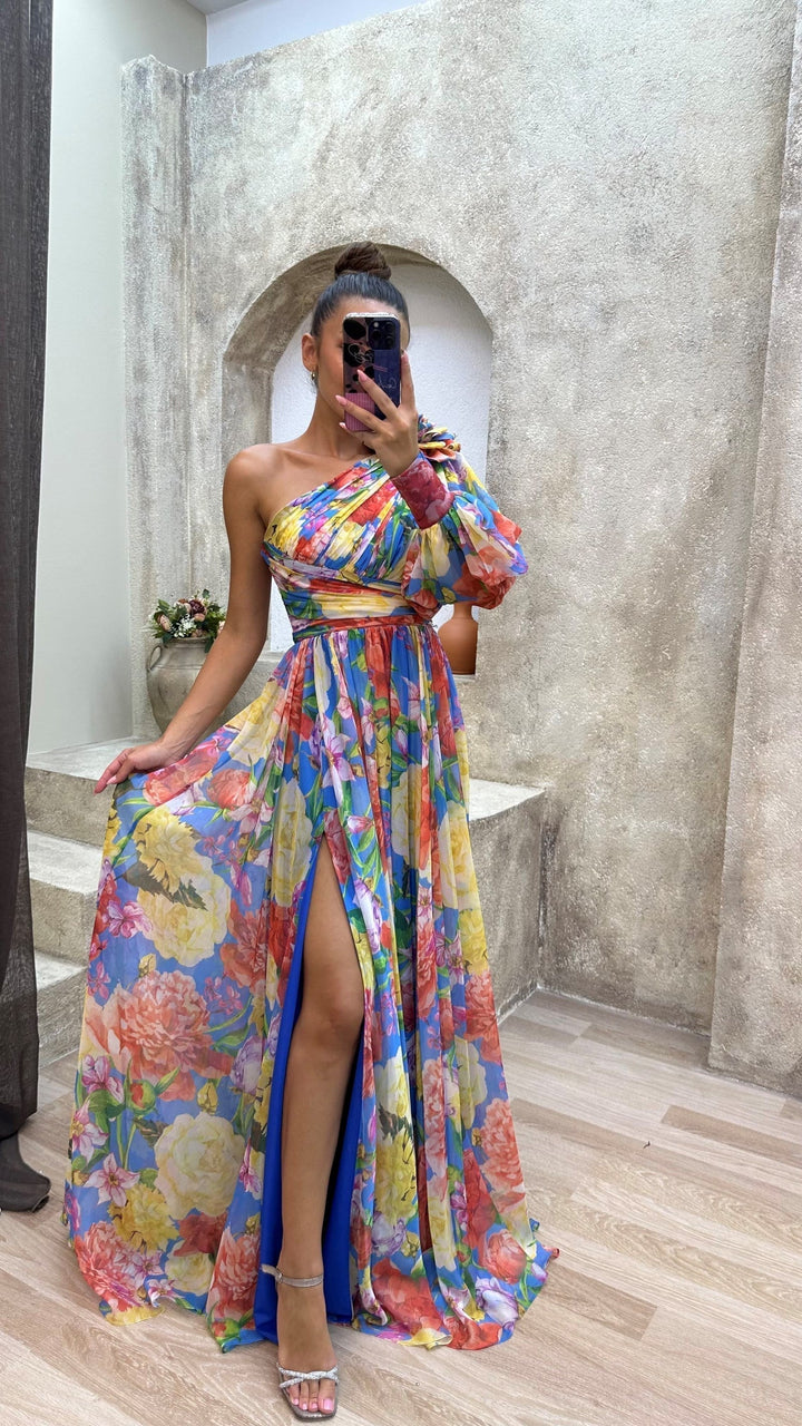 Petra | Anmutiger Reiz Blumen Kleid