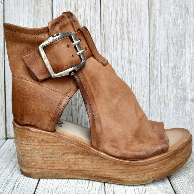 Lysandra | Sandalen für Damen Schnallenriemen Keilabsatz Stil