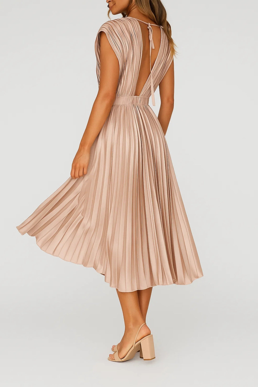 Delia | Zeitlose Anmut Midi Kleid