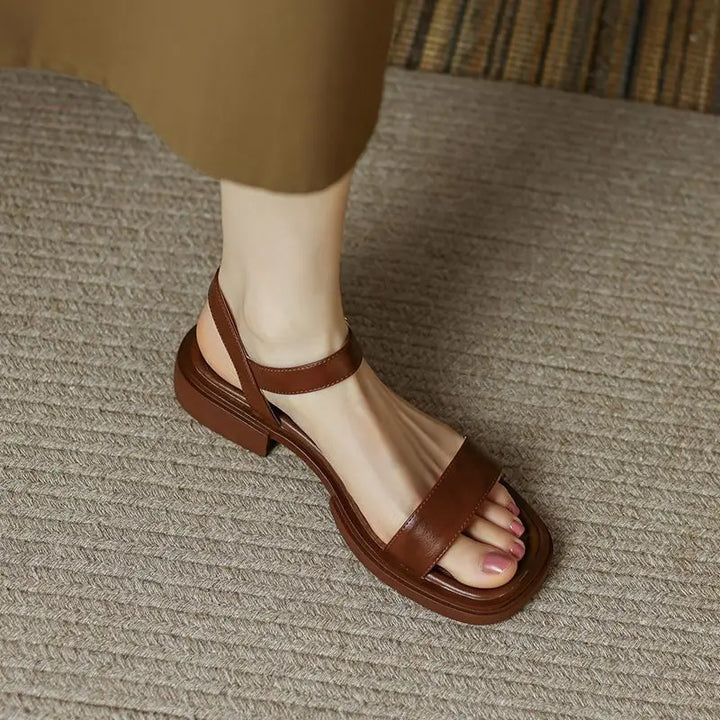 Basilia | Sandalen für Damen Flach Offene Spitze Riemchen
