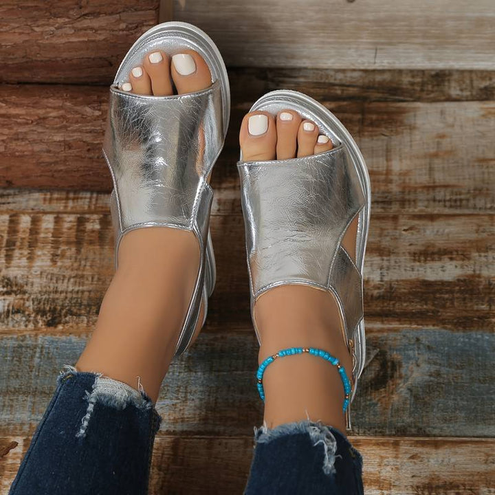 Helena | Sandalen für Damen Metallic Plateau Slingback Design