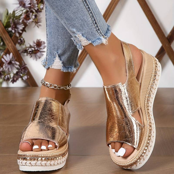 Helena | Sandalen für Damen Metallic Plateau Slingback Design