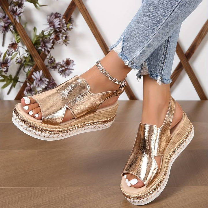 Helena | Sandalen für Damen Metallic Plateau Slingback Design